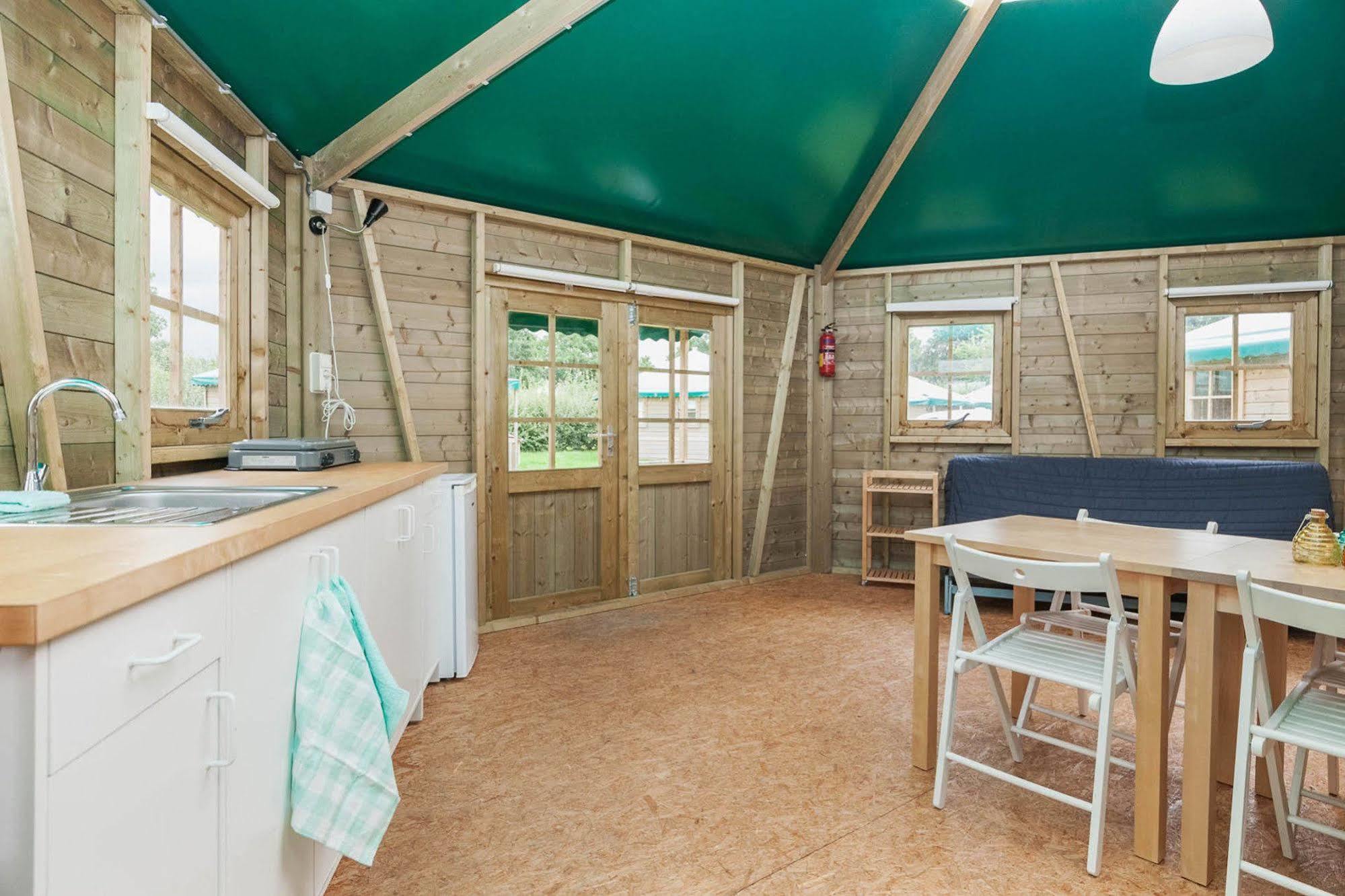 Oostappen Vakantiepark Riviera Beach Biddinghuizen Bagian luar foto