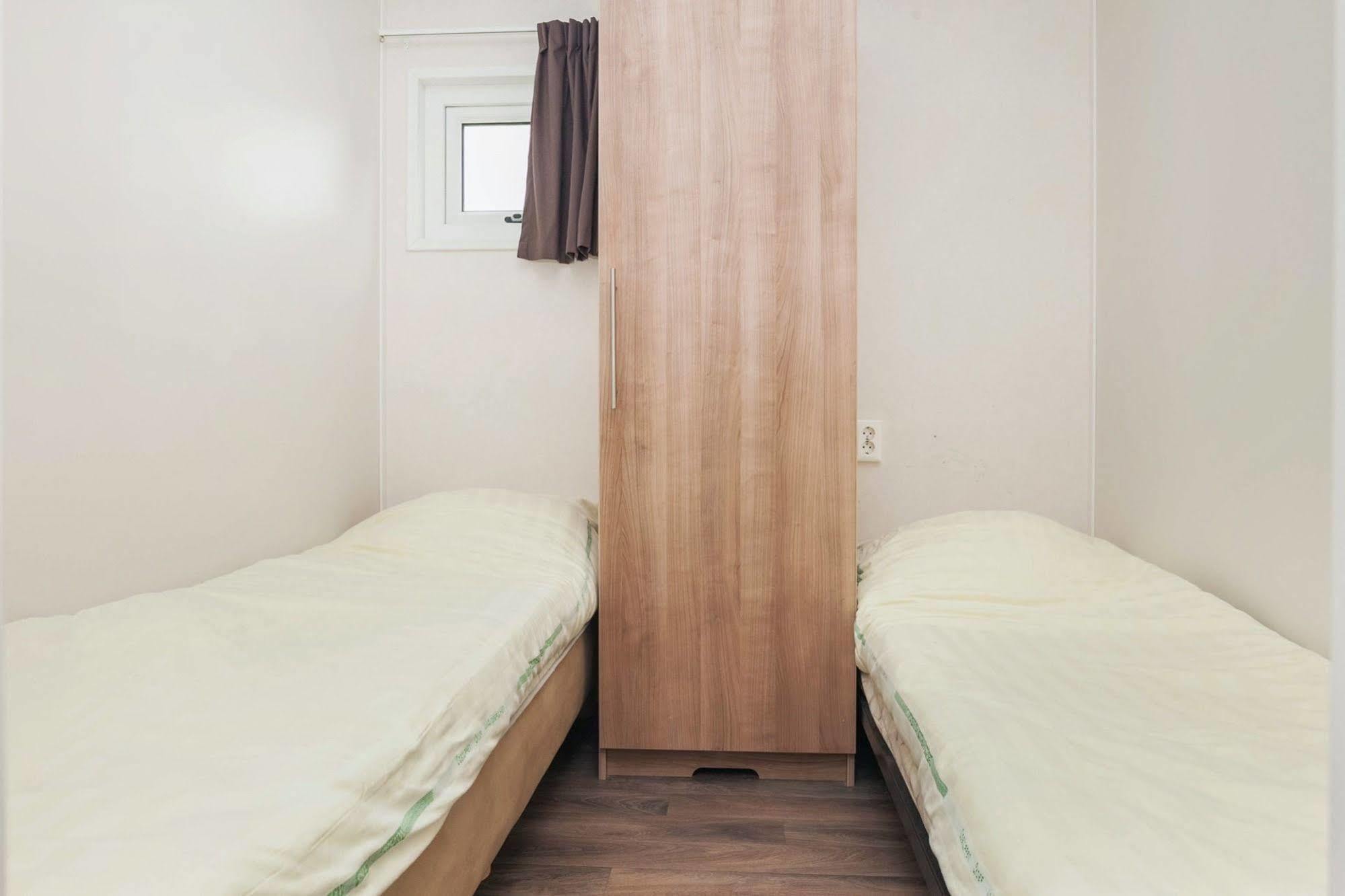 Oostappen Vakantiepark Riviera Beach Biddinghuizen Bagian luar foto
