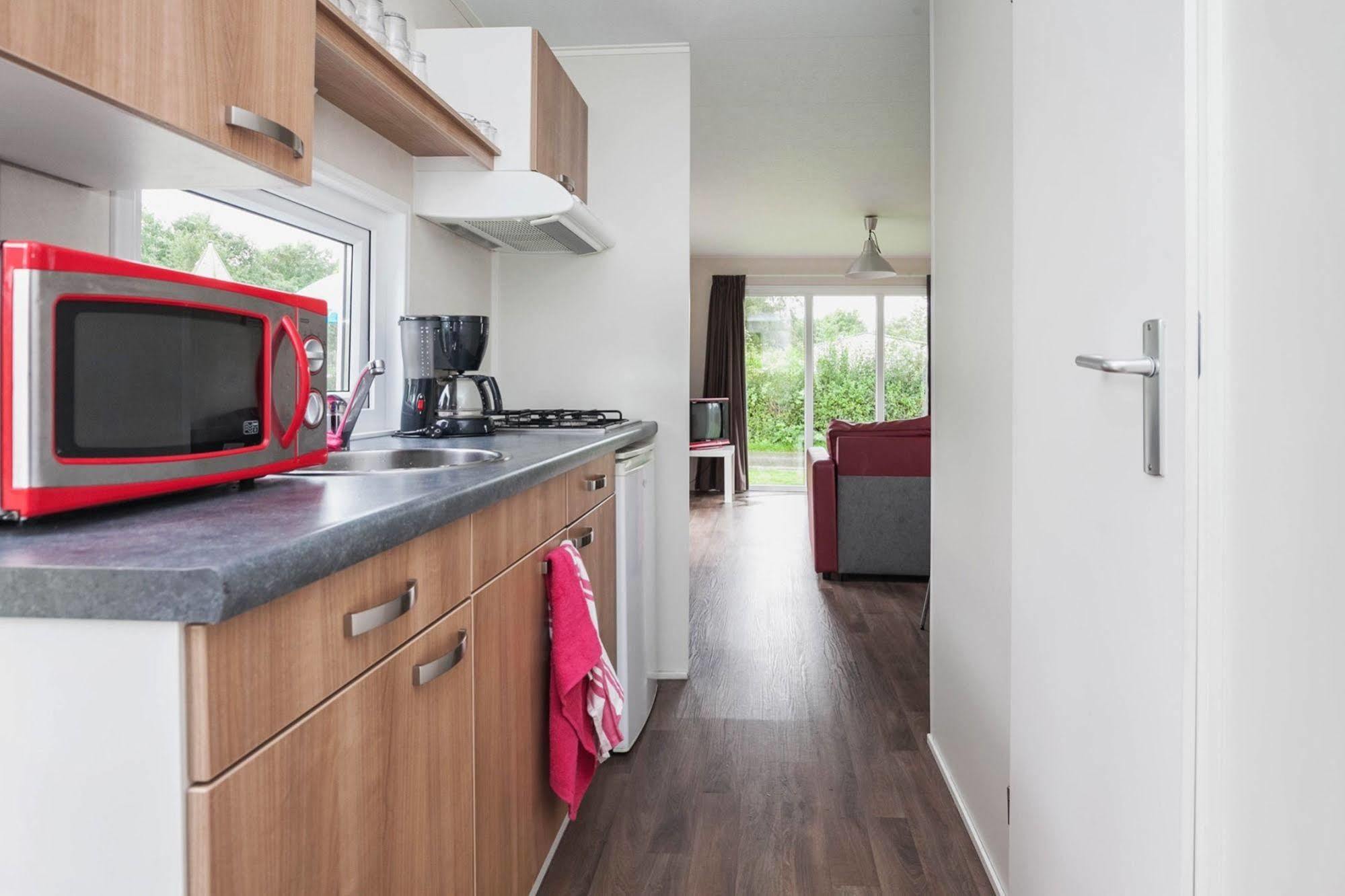Oostappen Vakantiepark Riviera Beach Biddinghuizen Bagian luar foto